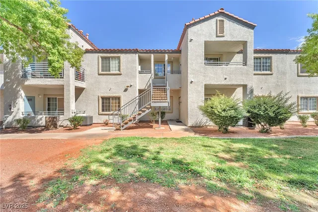 $189,777 | 3318 North Decatur Boulevard, Unit 2083, Las Vegas, NV 89130