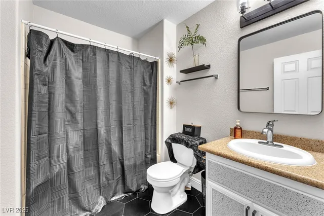 $189,777 | 3318 North Decatur Boulevard, Unit 2083, Las Vegas, NV 89130