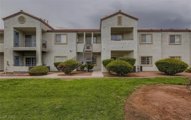 $189,777 | 3318 North Decatur Boulevard, Unit 2083, Las Vegas, NV 89130