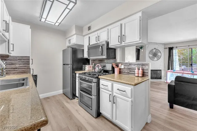 $189,777 | 3318 North Decatur Boulevard, Unit 2083, Las Vegas, NV 89130