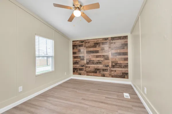 $235,000 | 1206 Cindy Lane, Sealy, TX 77474