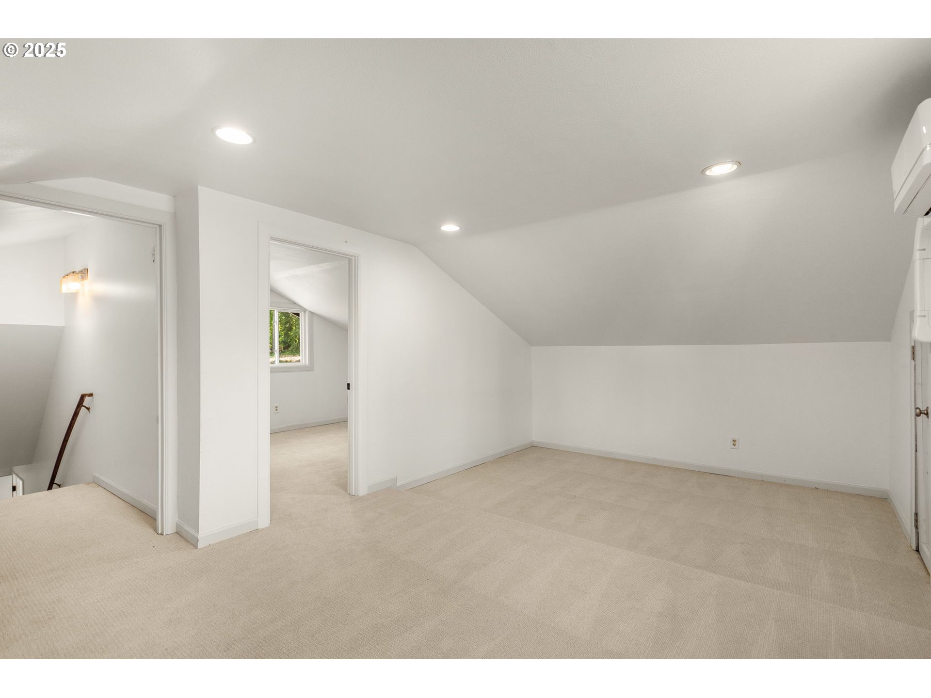 8470 Southwest Godwin Court Portland, OR 97223 - Photo 17 of 20 Gallery Image 17