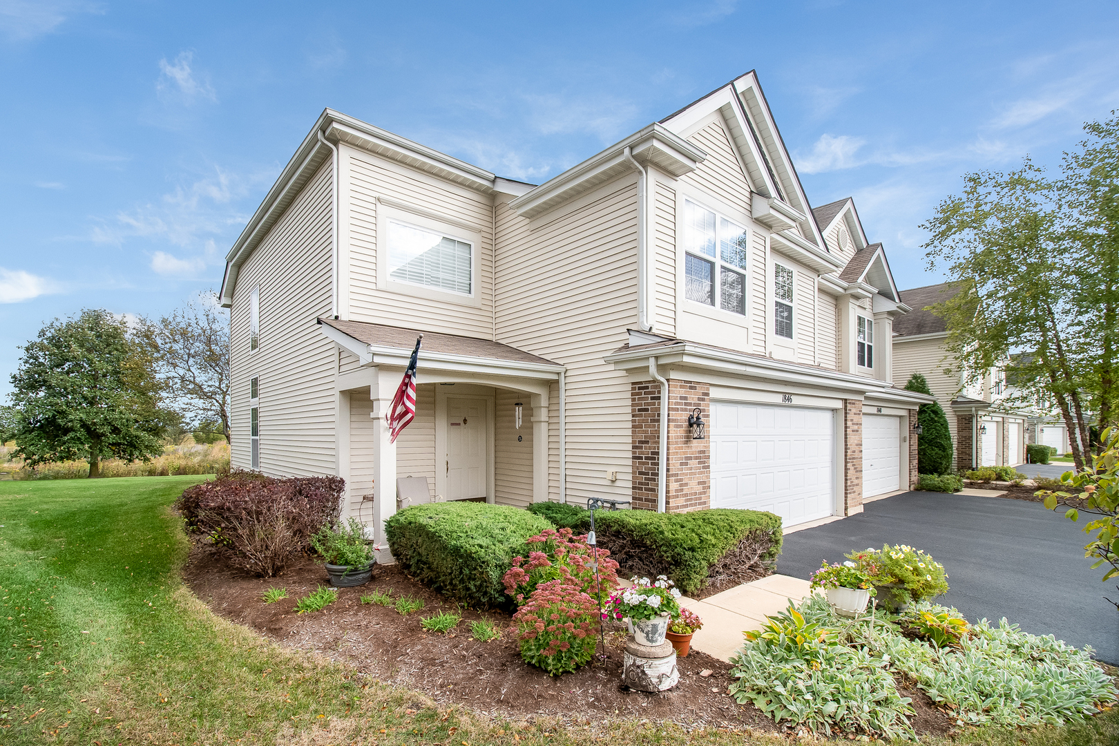 1846 Waverly Way Montgomery, IL 60538 - Photo 1 of 25