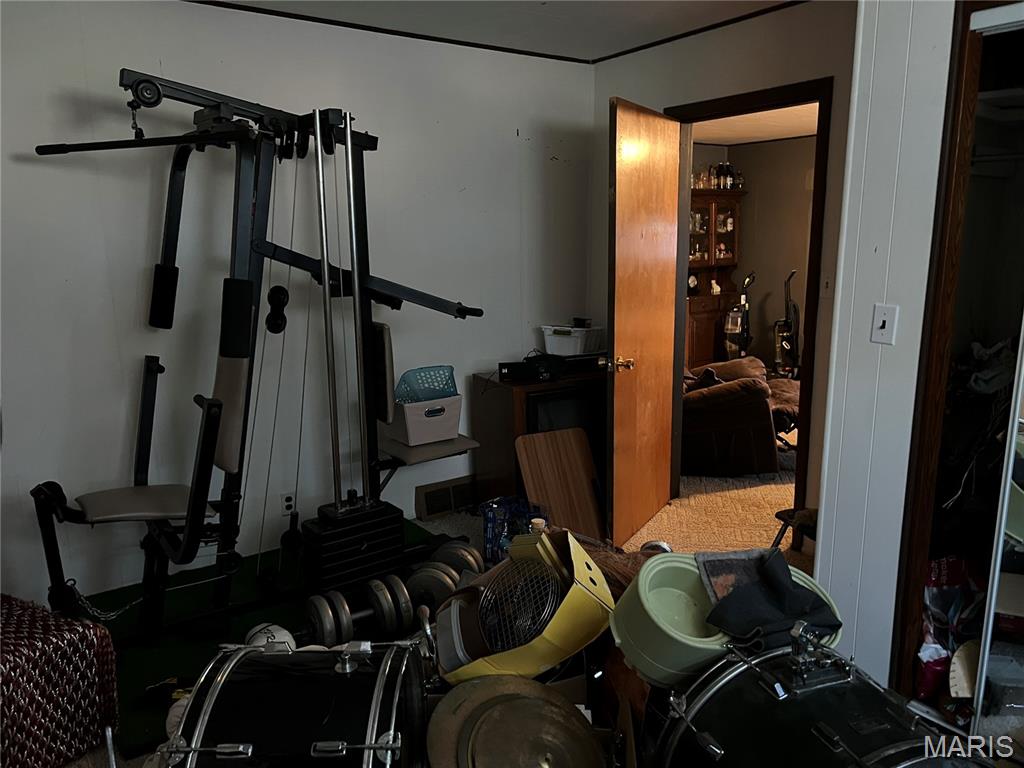 208 Henrietta Street Gillespie, IL 62033 - Photo 6 of 11