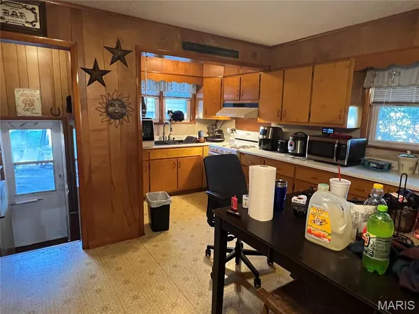 $121,500 | 208 Henrietta Street, Gillespie, IL 62033