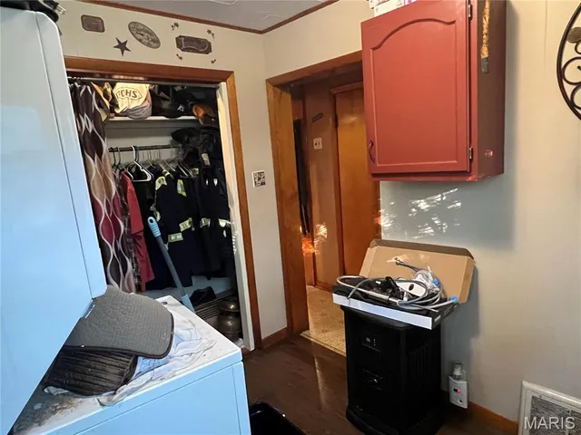 $121,500 | 208 Henrietta Street, Gillespie, IL 62033