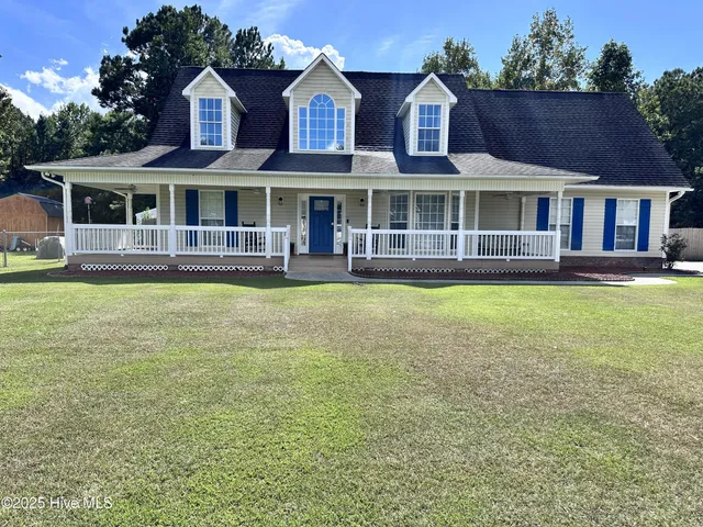 $2,400 | 304 Chisholm Trail, Jacksonville, NC 28546