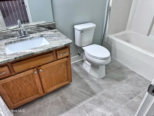 $2,400 | 304 Chisholm Trail, Jacksonville, NC 28546