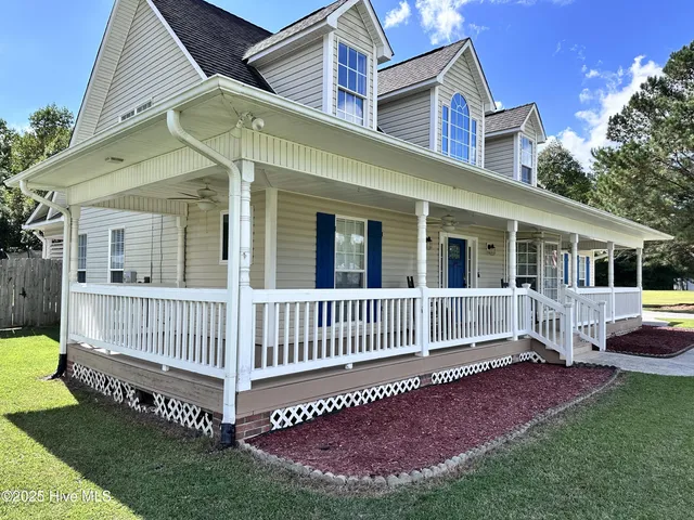 $2,400 | 304 Chisholm Trail, Jacksonville, NC 28546