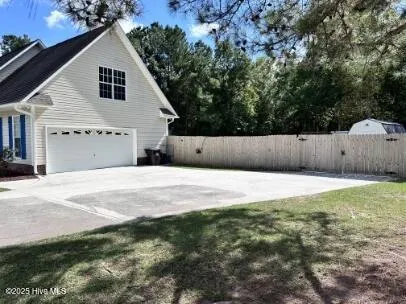 $2,400 | 304 Chisholm Trail, Jacksonville, NC 28546