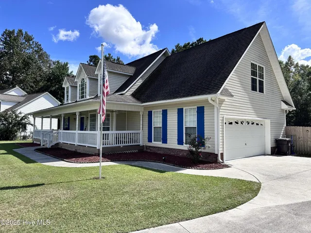 $2,400 | 304 Chisholm Trail, Jacksonville, NC 28546