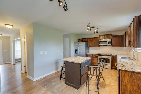 $2,600 | 4017 Cadence Drive, Spring Hill, TN 37174