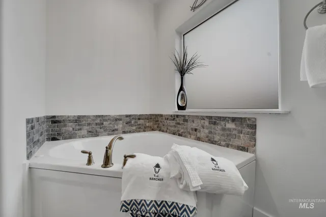 $450,000 | 1085 Easy Avenue, Twin Falls, ID 83301