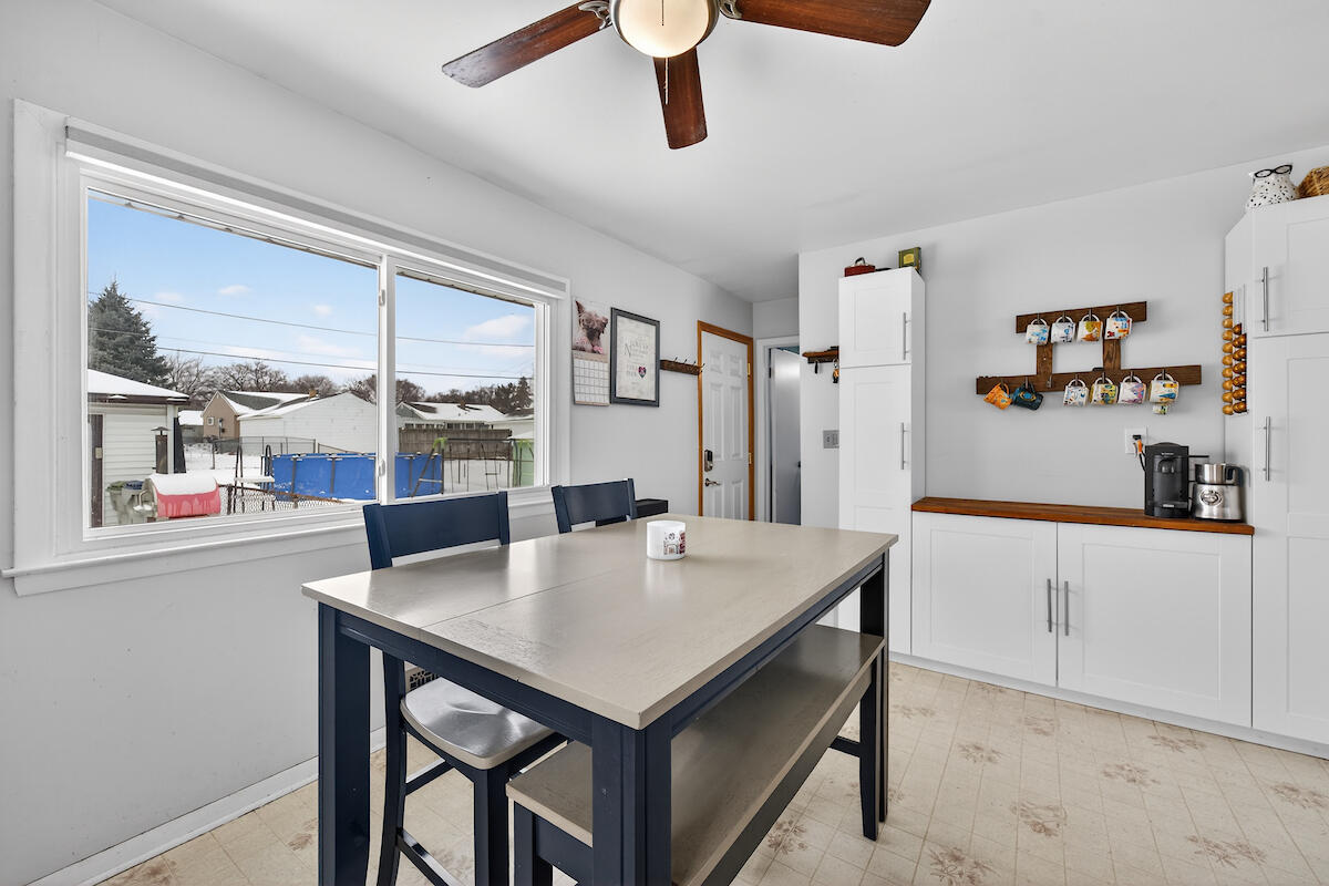 2859 South 66th Street Milwaukee, WI 53219 - Photo 7 of 22 Kitchen3