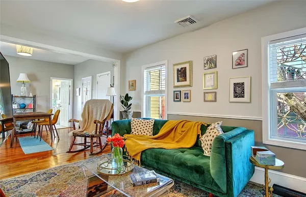 $2,250 | 220 Carpenter Street, Unit 2, Providence, RI 02903