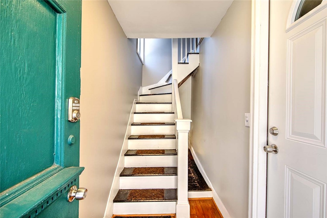 220 Carpenter Street, Unit 2 Providence, RI 02903 - Photo 21 of 24 Front entrance