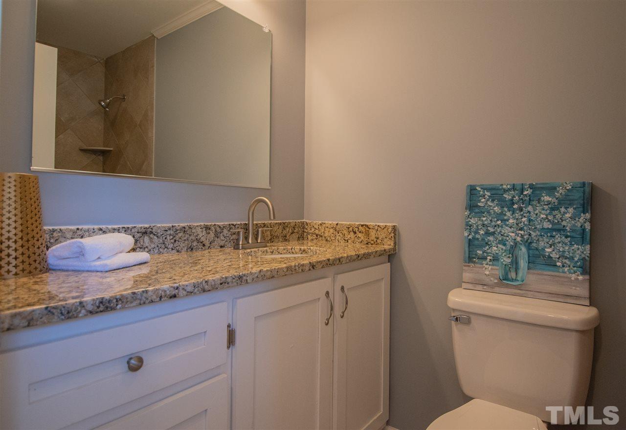 4703 Mebane Oaks Road Mebane, NC 27302 - Photo 20 of 30 Second Bathroom