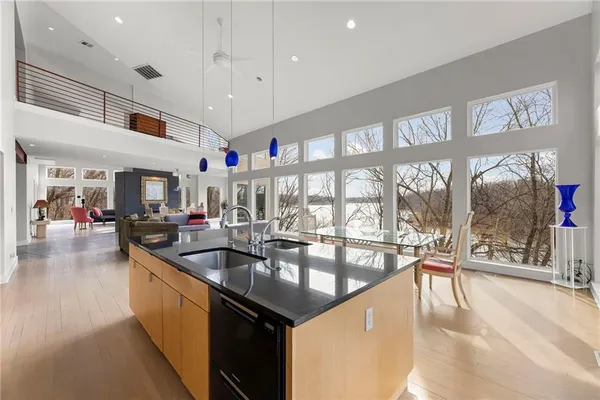 $1,499,000 | 16371 Lake Point Drive, Bonner Springs, KS 66012