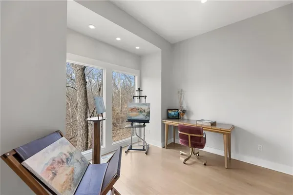 $1,499,000 | 16371 Lake Point Drive, Bonner Springs, KS 66012