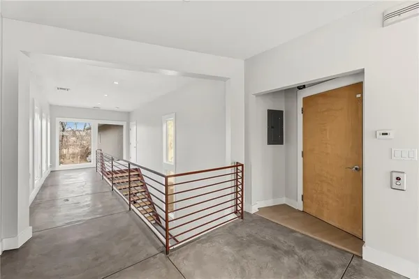 $1,499,000 | 16371 Lake Point Drive, Bonner Springs, KS 66012