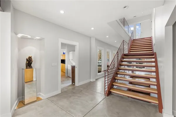 $1,499,000 | 16371 Lake Point Drive, Bonner Springs, KS 66012