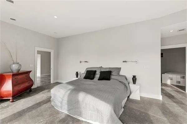 $1,499,000 | 16371 Lake Point Drive, Bonner Springs, KS 66012