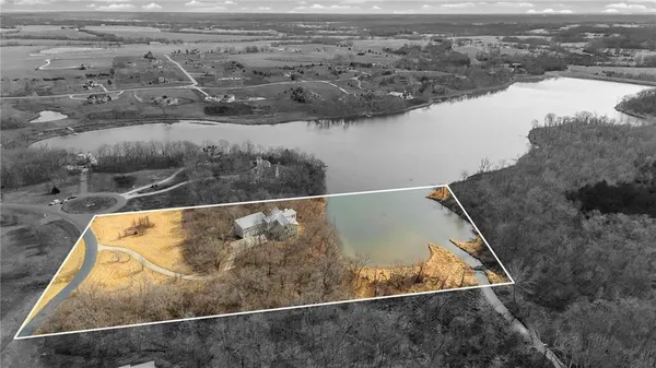 $1,499,000 | 16371 Lake Point Drive, Bonner Springs, KS 66012