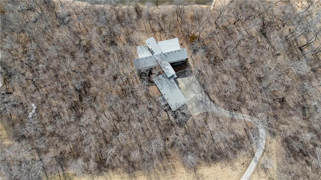 16371 Lake Point Drive Bonner Springs, KS 66012 - Photo 77 of 82