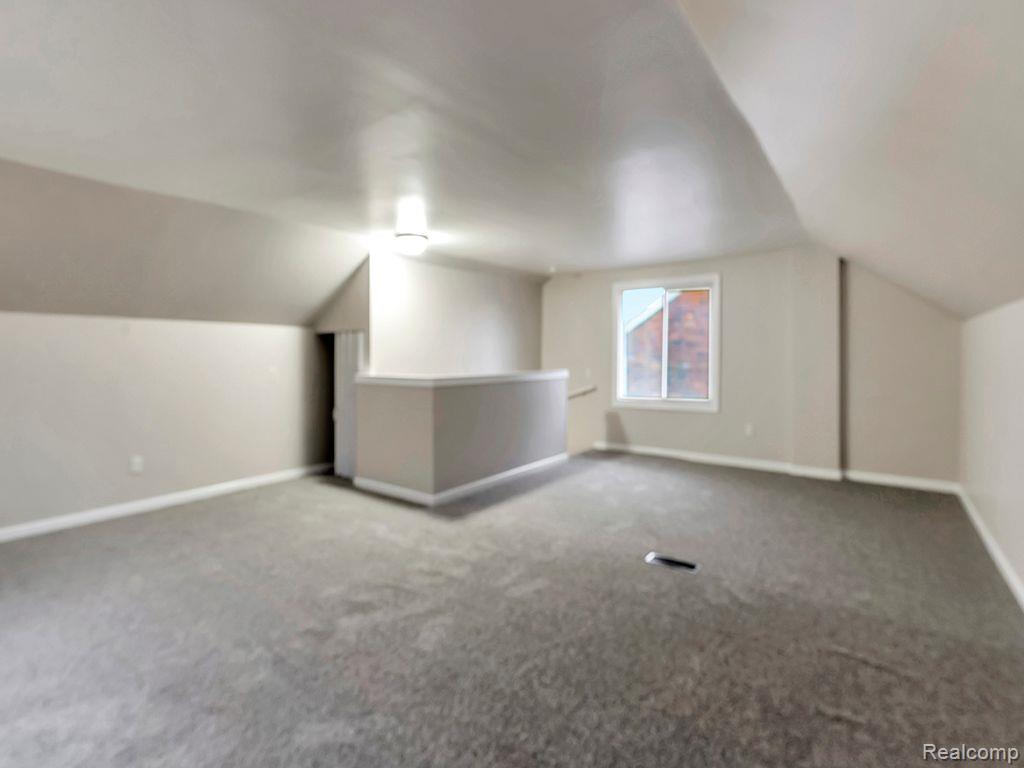13877 Collingham Drive Detroit, MI 48205 - Photo 12 of 17