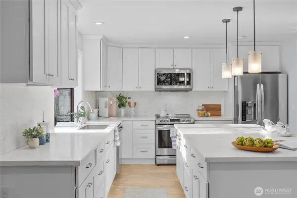 $1,145,000 | 3412 161st Place Southeast, Unit 66, Bellevue, WA 98008