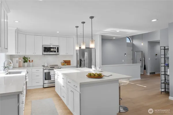 $1,145,000 | 3412 161st Place Southeast, Unit 66, Bellevue, WA 98008