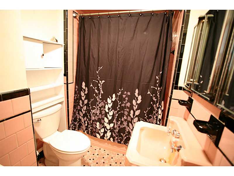 32 Fabien Street Woonsocket, RI 02895 - Photo 6 of 25 Bathroom.