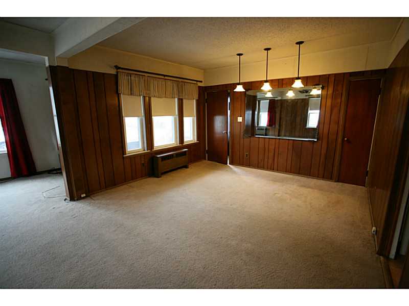 32 Fabien Street Woonsocket, RI 02895 - Photo 8 of 25 Dining Room.