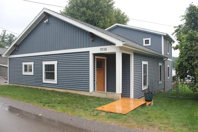 $725,000 | 11938 Camp Lake Drive Northeast, Sparta, MI 49345