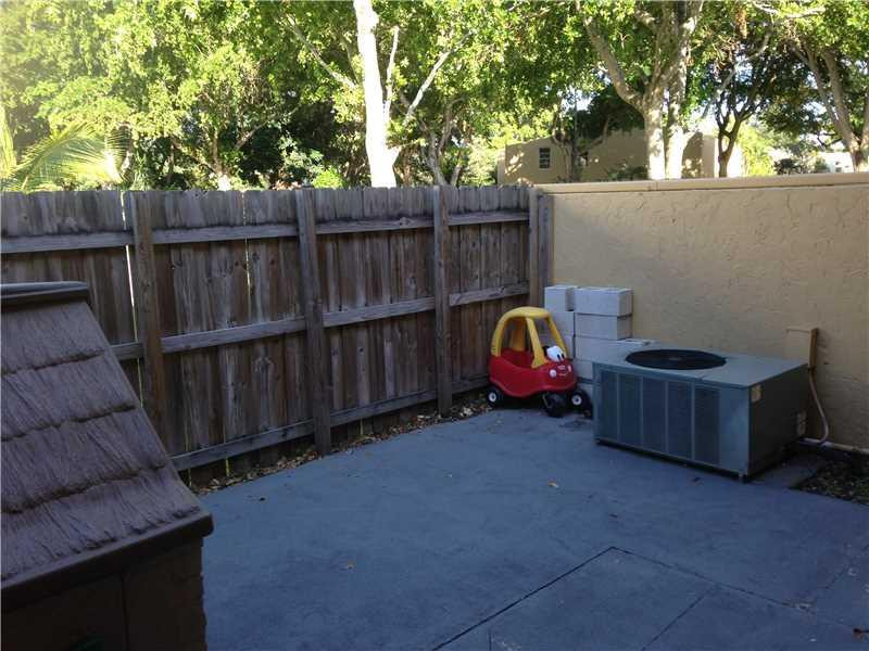 8801 Gatehouse Road, Unit 4 Plantation, FL 33324 - Photo 18 of 19 Patio/Deck
