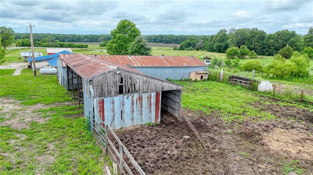 1679 Southwest 800th Road Holden, MO 64040 - Photo 31 of 40