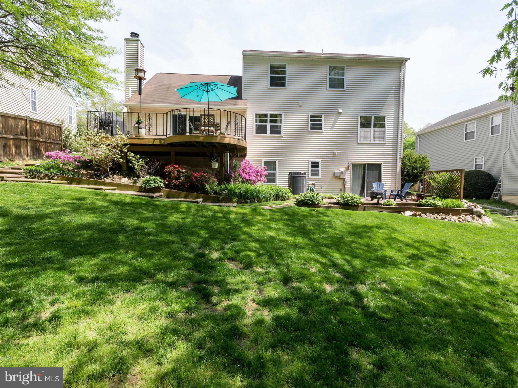 8520 Innisfree Drive Springfield, VA 22153 - Photo 28 of 30 Exterior (Rear)