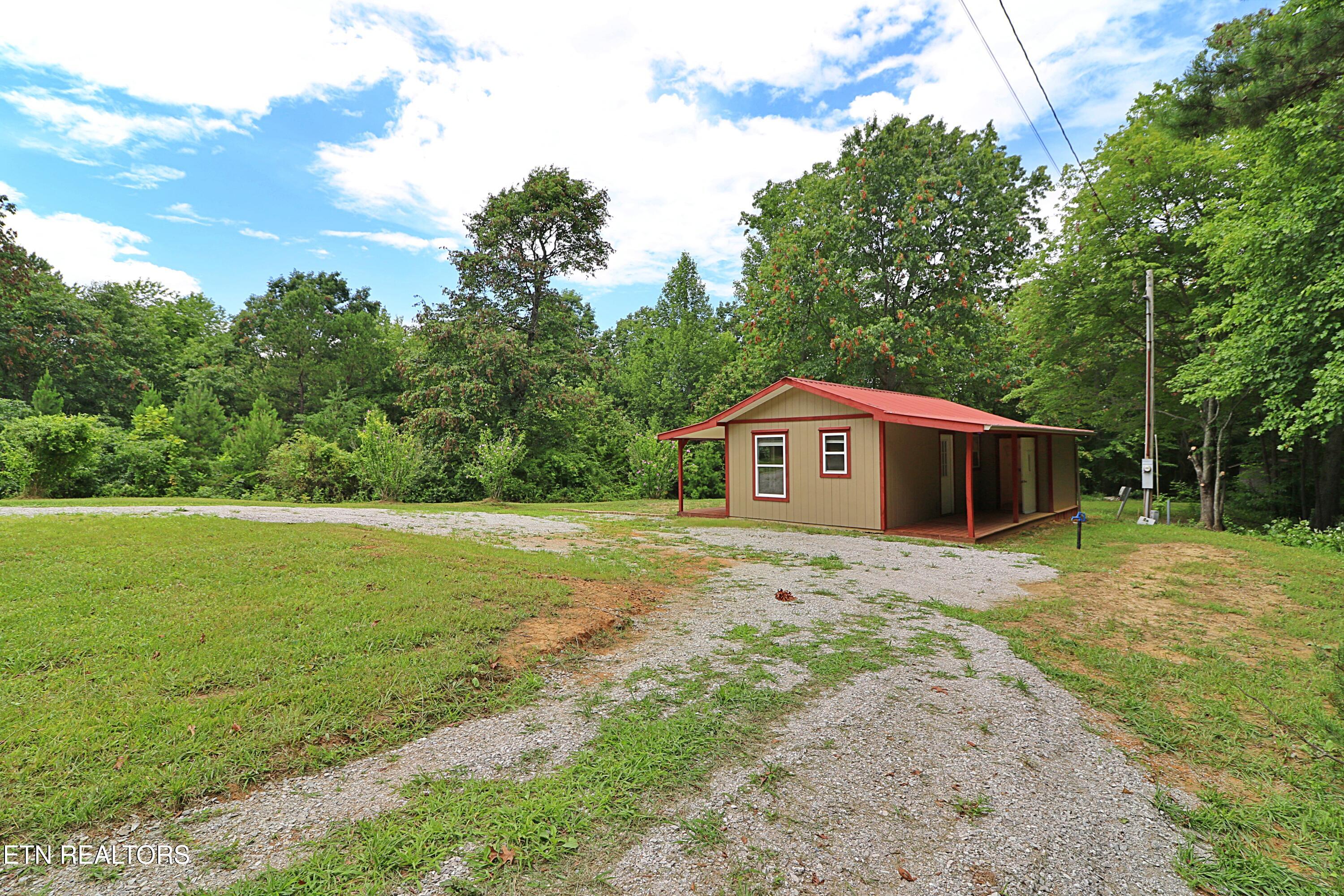 815 Abbott Road Winfield, TN 37892 - Photo 19 of 27 094A1304