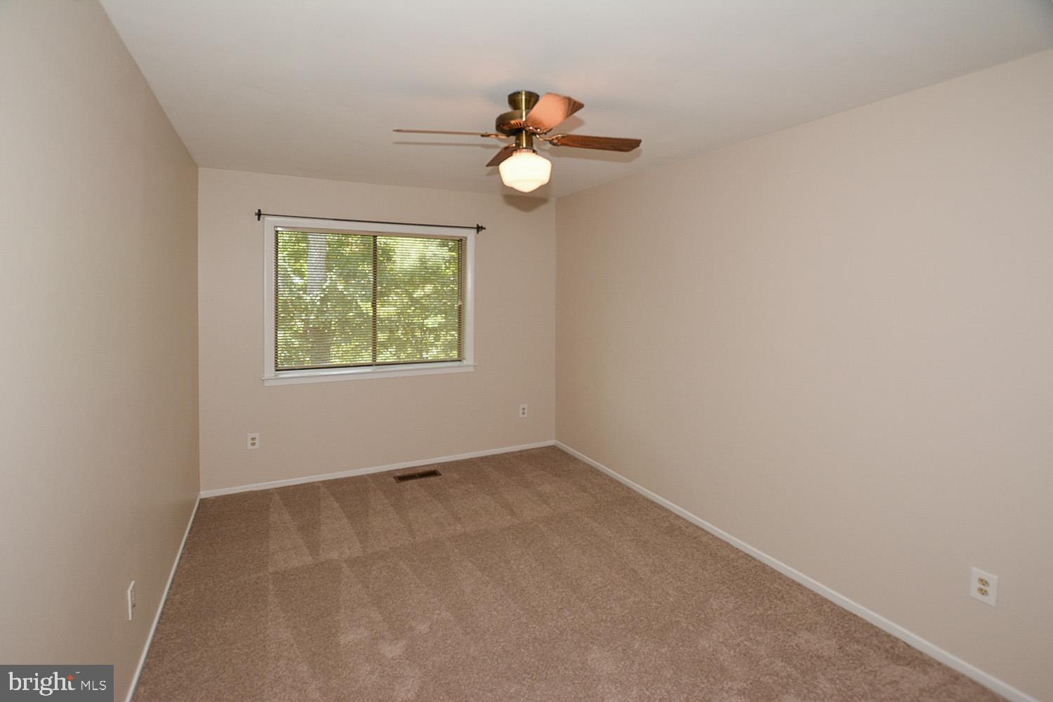 8568 Gwynedd Way Springfield, VA 22153 - Photo 19 of 30 Large 14X9 Third Bedroom w/Ceiling Fan