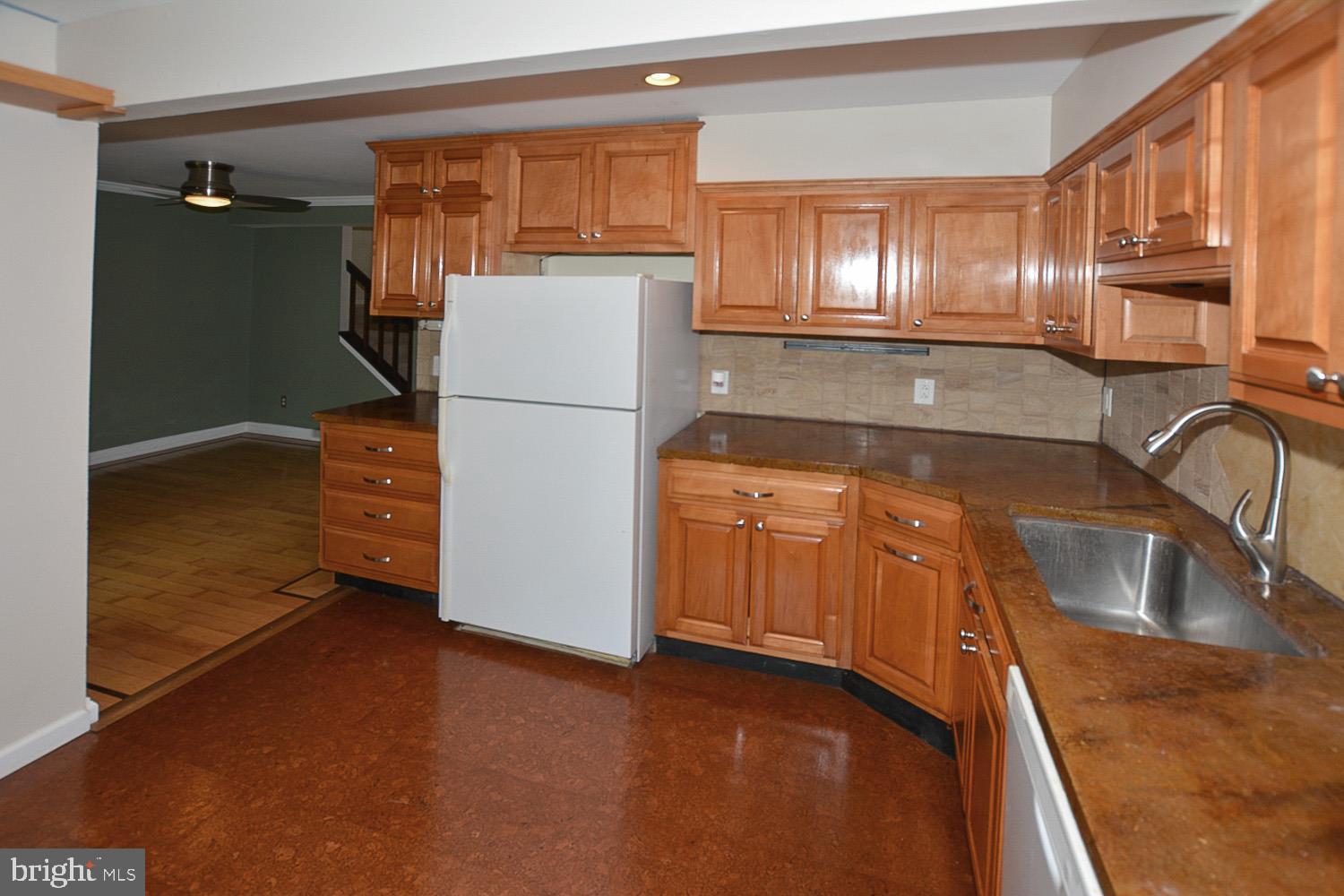 8568 Gwynedd Way Springfield, VA 22153 - Photo 9 of 30 Plenty of Counter Space