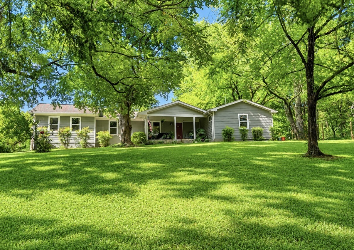 2390 Harlan Road Columbia, TN 38401 - Photo 1 of 29 Gallery Image 1