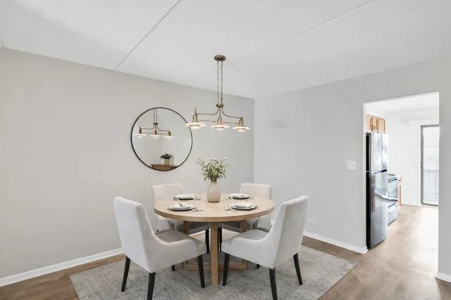 $199,900 | 1754 South Washington Street, Unit 1754, Naperville, IL 60565