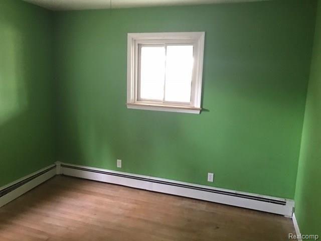 3945 Levalley Road Columbiaville, MI 48421 - Photo 15 of 44 bed 2.jpeg