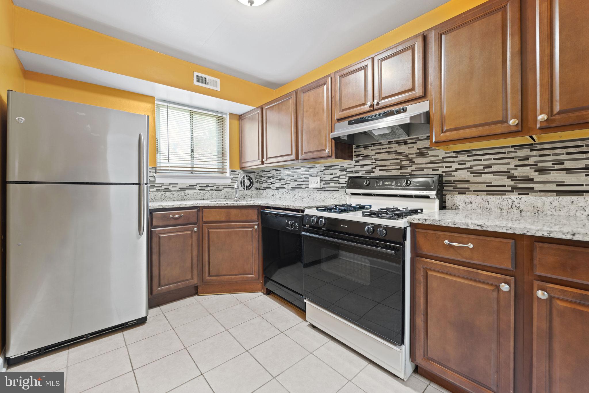 11360 Cherry Hill Road, Unit 203 Beltsville, MD 20705 - Photo 9 of 24