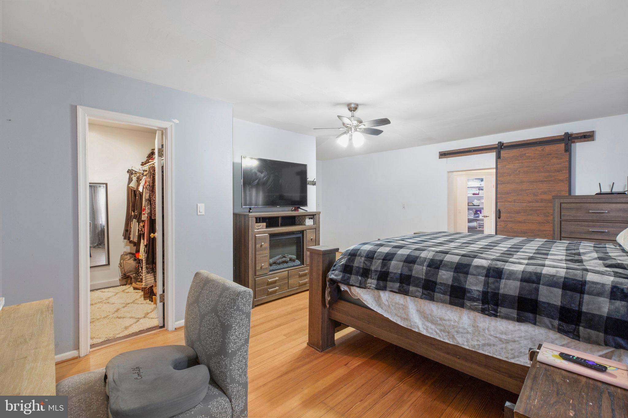 18620 Ridge Road Colonial Beach, VA 22443 - Photo 14 of 39 Primary BR (4), Second Walk- in Closet