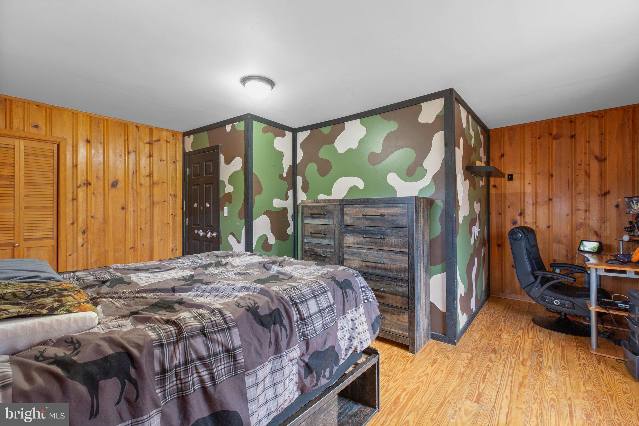 18620 Ridge Road Colonial Beach, VA 22443 - Photo 22 of 39 2nd BR (3) has Office Alcove