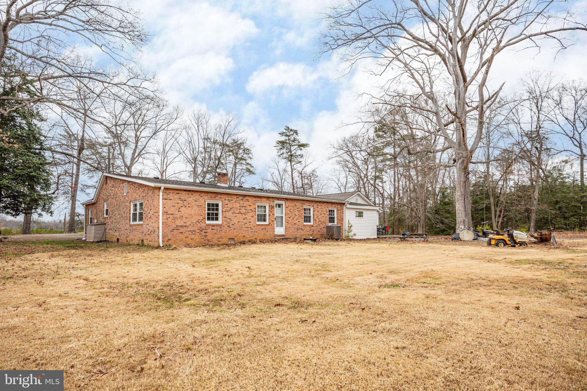 18620 Ridge Road Colonial Beach, VA 22443 - Photo 37 of 39 Rear View and Back Yard
