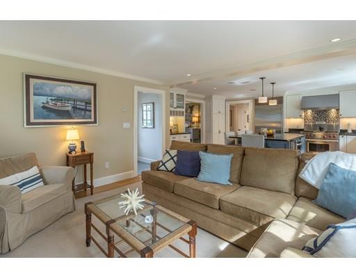 3 Mansion Road Marblehead, MA 01945 - Photo 11 of 36 Gallery Image 11