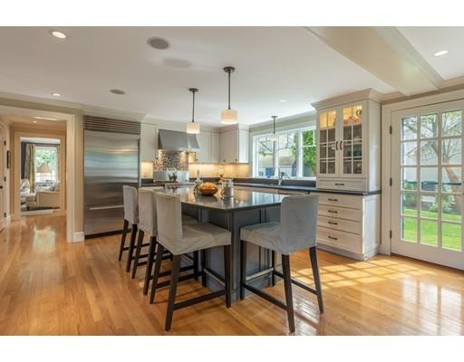 3 Mansion Road Marblehead, MA 01945 - Photo 6 of 36 Gallery Image 6