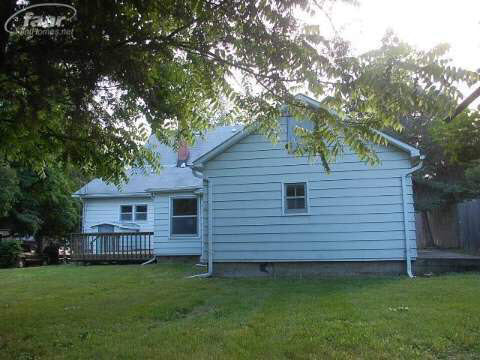 218 George Street Flushing, MI 48433 - Photo 8 of 29 20363467-7.JPG